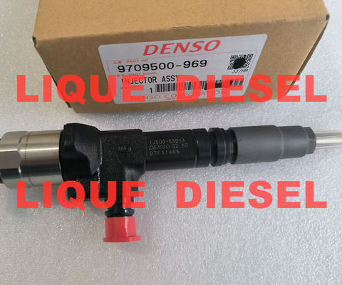 حقن الوقود DENSO 9709500-969 095000-9690 1J500-53053 1J50053053 لـ KUBOTA V3800 المزود