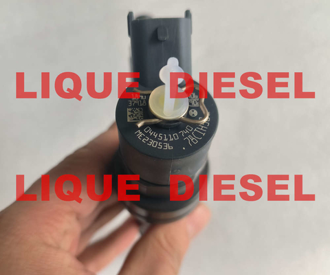 حقن وقود BOSCH 0445110740 0 445 110 740 0445110519 0 445 110 519 لـ A4000700187 4000700187 المزود